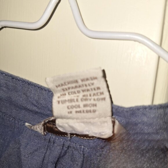 Fun and Flirt Blouse, size Large - Picture 9 of 9